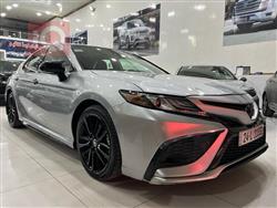 تۆیۆتا کامری